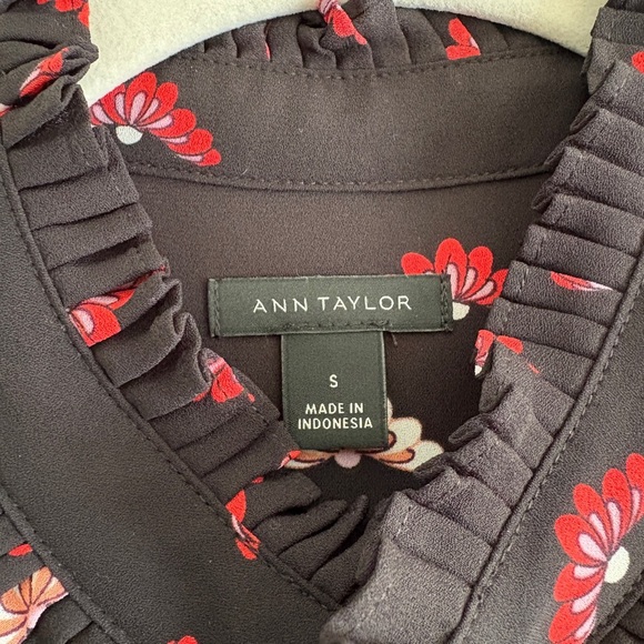 Ann Taylor Black Blouse with Ruffles size S - Picture 4 of 7